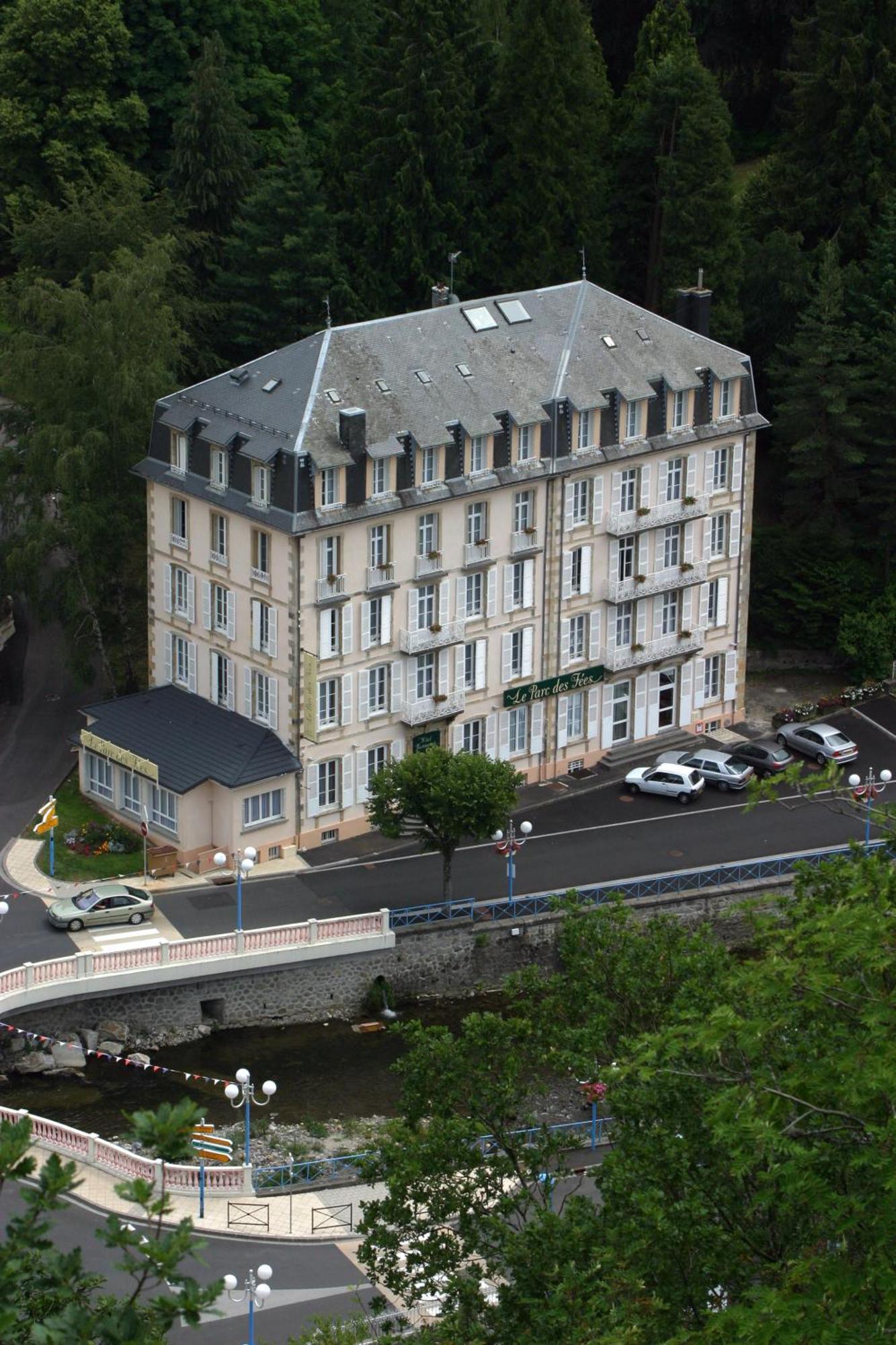 Le Parc Des Fees Hôtel Retaurant&Spa La Bourboule Exterior foto